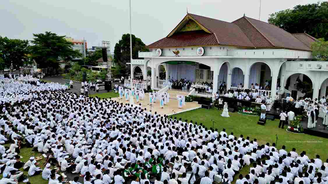 Peringati Hari Santri 2026, Ansar Lantik Pengurus FKPP Kepri dan Bersholawat Bersama 3.000 Santri