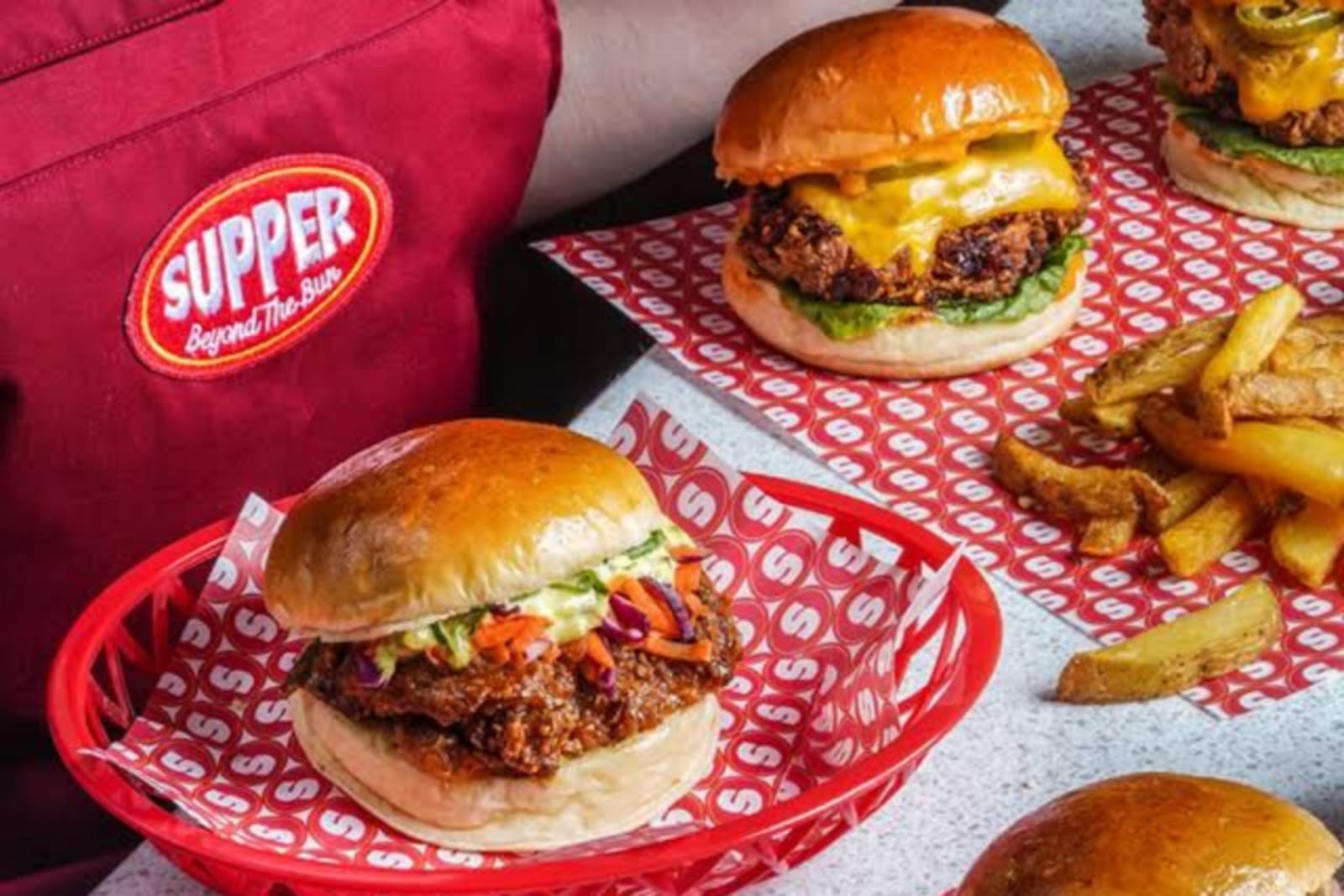 Ngidam Burger Ala Amerika ? Ini Rekomendasi Tempat Paling Enak dan Aesthetic