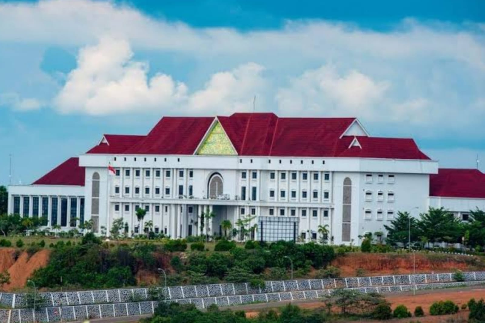 Pemprov Kepri Siap Renovasi Gedung Kantor Gubernur, Ini Rinciannya
