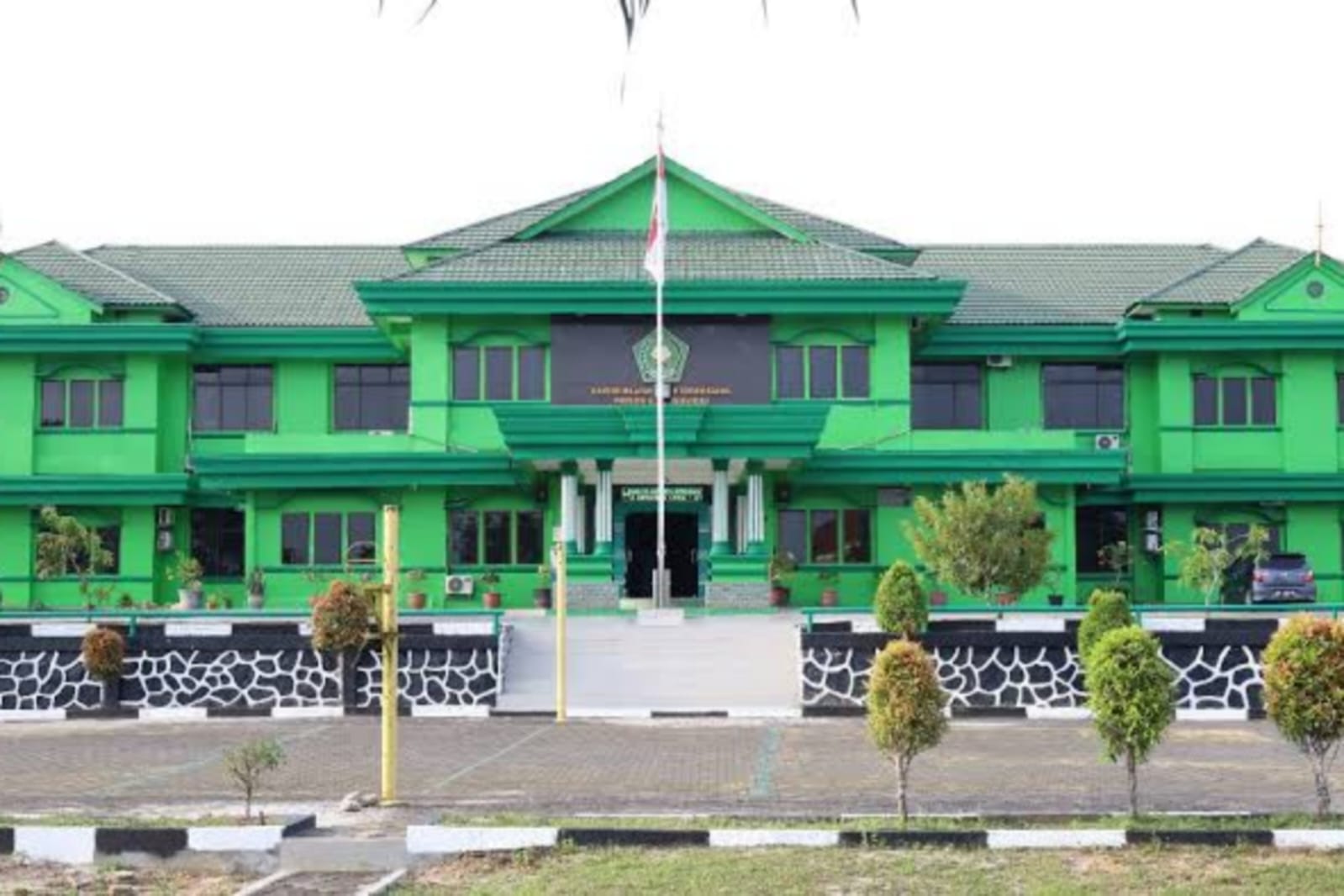 Jelang Keberangkatan, Kakanwil Kemenag Kepri Ingatkan Calon Haji Jaga Kesehatan