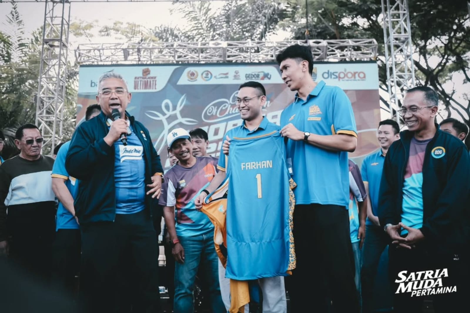 Satria Muda Persembahkan Trofi Pertama, Wali Kota : Bandung City of Champions