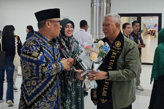 Bawa Pulang Prestasi Gemilang, Kafilah Kepri Disambut Hangat Wagub Kepri