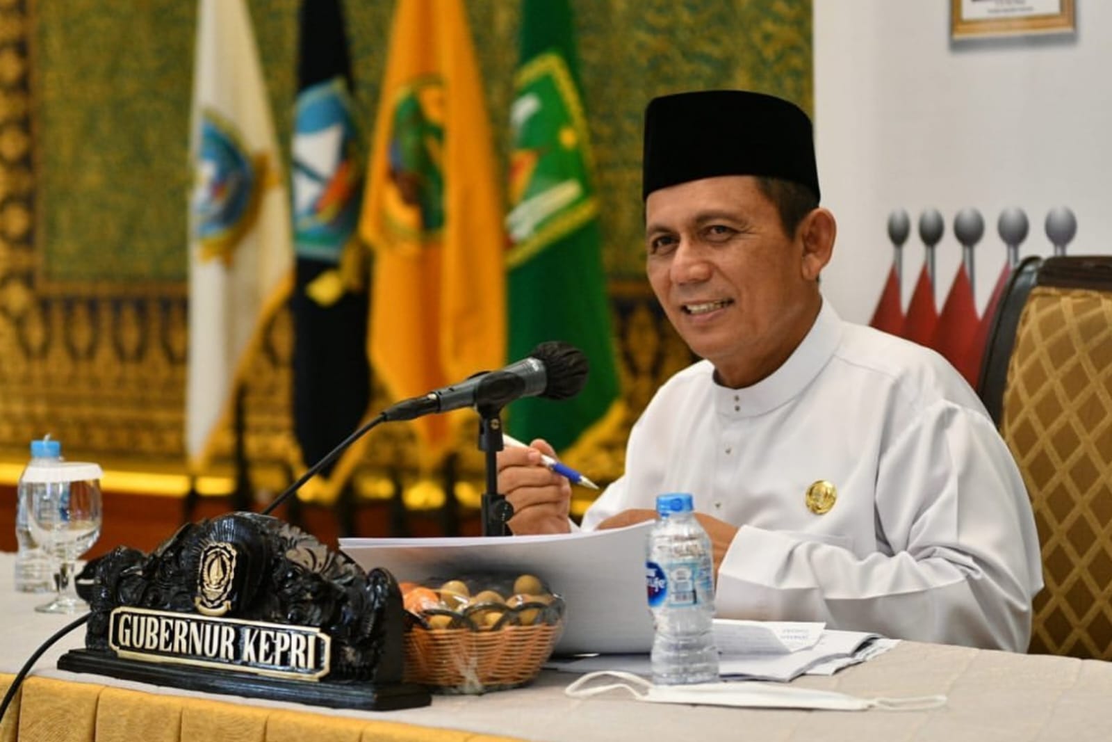 Gubernur Ansar Resmikan Listrik 24 Jam di Natuna Kepri, Warga Pulau Panjang Antusias