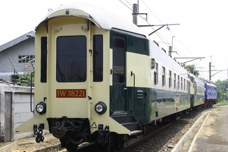 Kereta Klasik Rasa Sultan !! PT KAI Uji Heritage Class yang Siap Meluncur Desember 2025