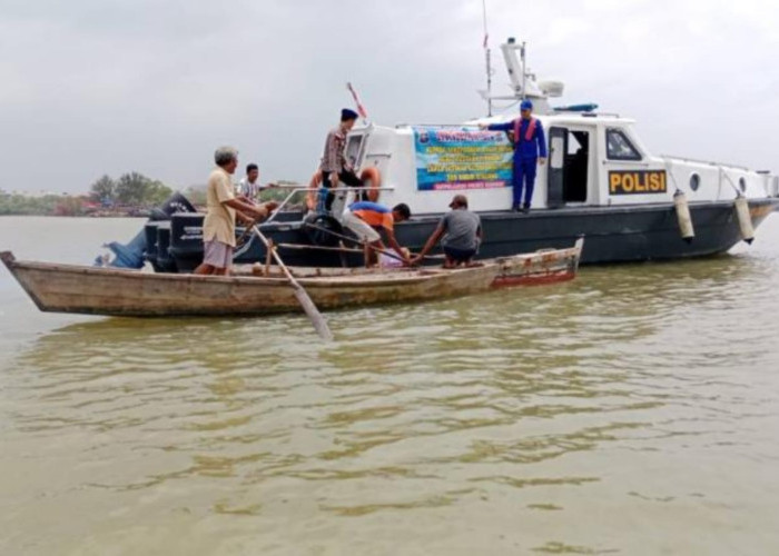 Peringatan Cuaca Ekstrem, Satpolairud Karimun Kepri Siaga Penuh di Laut