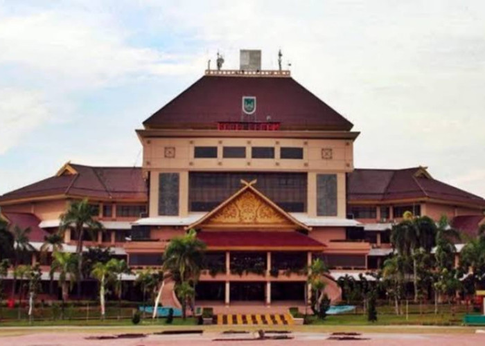 Batam Tertibkan 681 Reklame Ilegal Tanpa Izin, Pemkot akan Siapkan Skema Baru