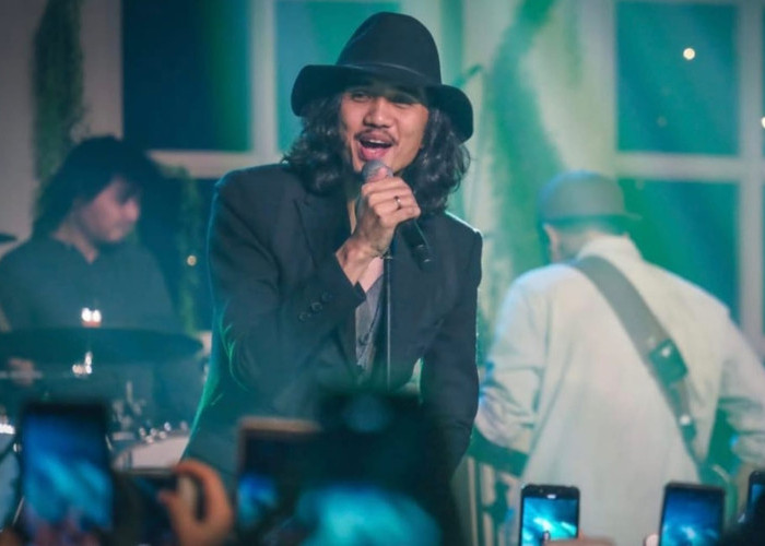 Musisi Duta Sheila On 7 Tunjukkan Cinta Manis ke Istri di Ulang Tahun ke 42