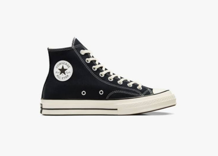 Converse Rilis Kembali Chuck Taylor Double Stack, Sneakers Ikonik yang Lebih Edgy
