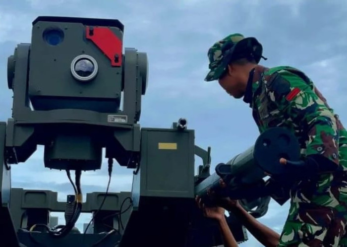 Latihan Taktis TNI AD di Natuna Berjalan Lancar, Prajurit Turun Tangan Bantu Warga