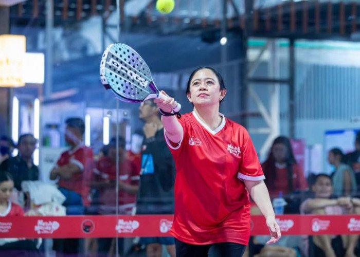 Ajak Hidup Sehat, Puan Maharani Main Padel Menggunakan Raket Babolat Dyna Spirit