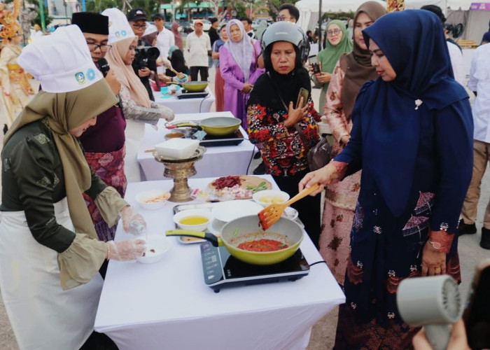 Kepri Malay Food Festival 2025 Resmi Dibuka, 58 Kuliner Melayu Ramaikan Laman Gurindam XII